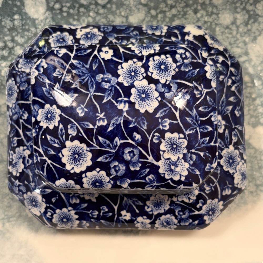 Calico Classic Blue and White Sugar Covered bowl Staffordshire England - Picture 6 of 13